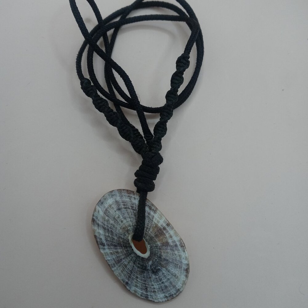 Unisex Necklace Macram Thread Mother-Of-Pearl Shell Andean Crafts